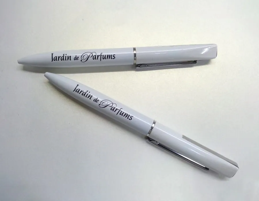 Pens, Powerbanks & Chargers in oman
